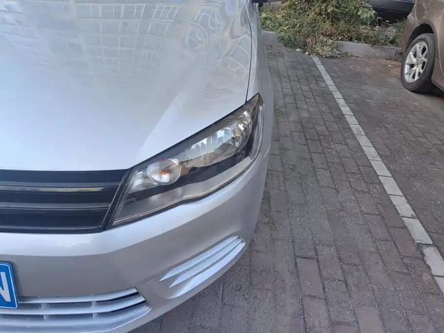 Volkswagen Jetta — миниатюра 5