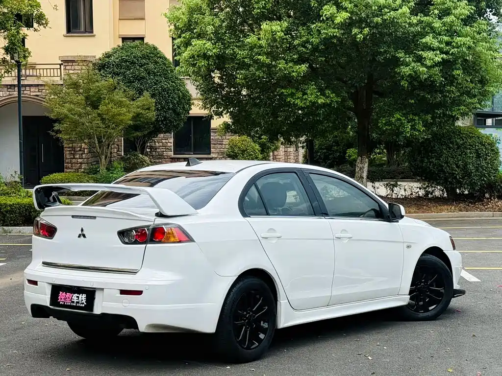 Mitsubishi Lancer EX — миниатюра 13