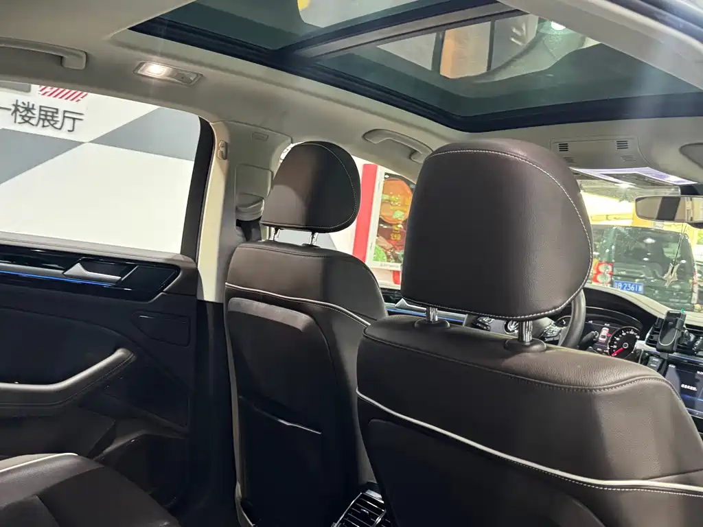 Volkswagen Phideon — миниатюра 7
