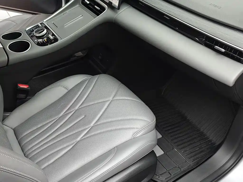 GEELY GALAXY GALAXY L6