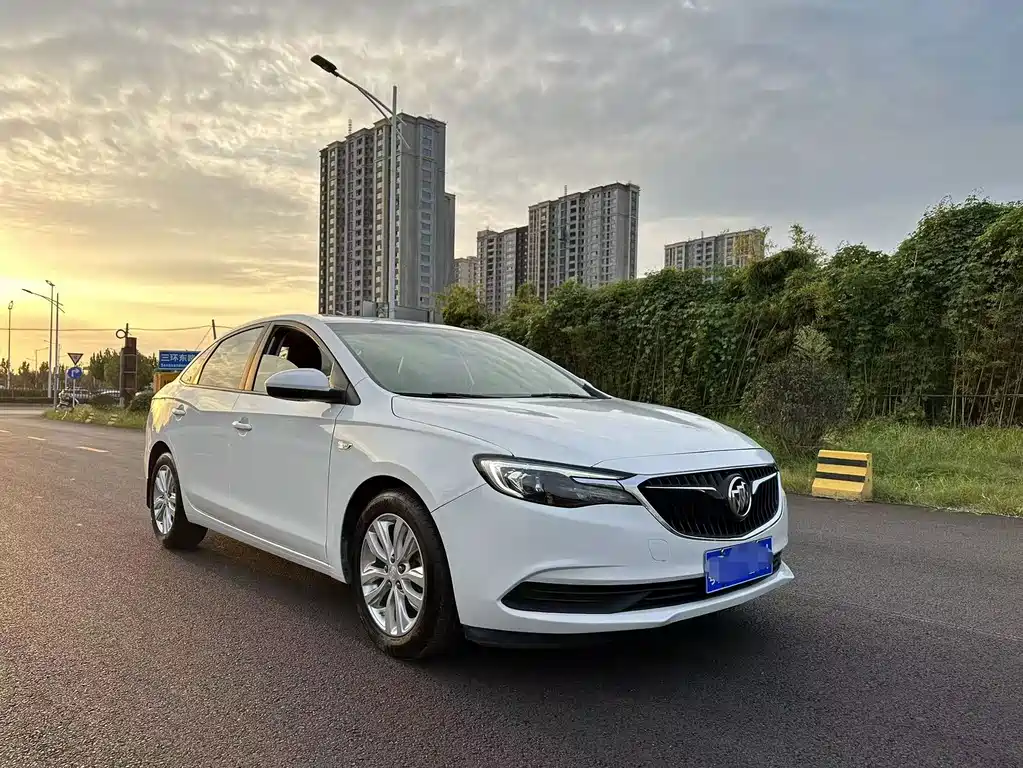 Buick Excelle — миниатюра 3