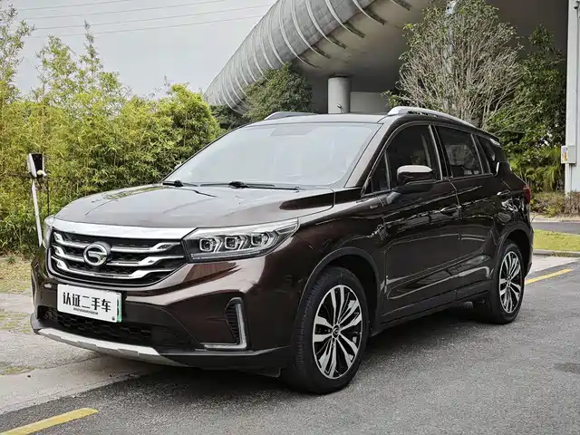 GAC TRUMPCHI GS4 NEW ENERGY 2019