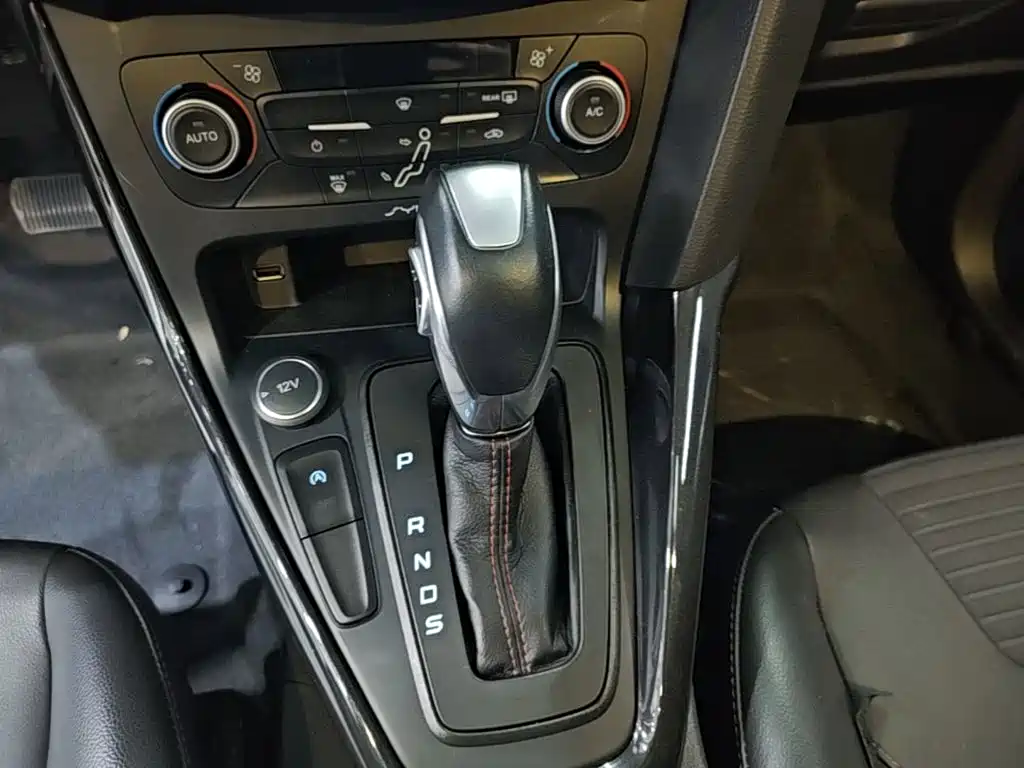 Ford Focus — миниатюра 14