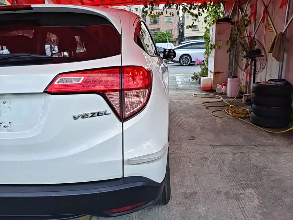 Honda Vezel — миниатюра 8