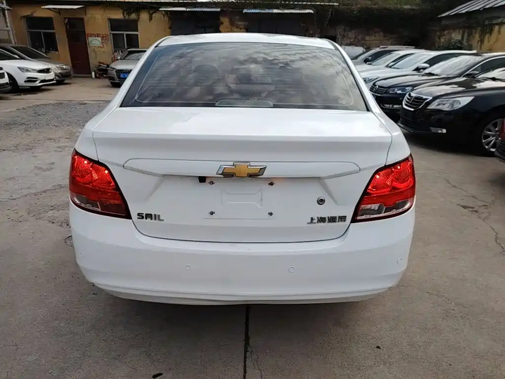 Chevrolet Sail — миниатюра 6