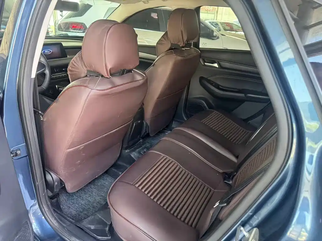 Ford Escort — миниатюра 7