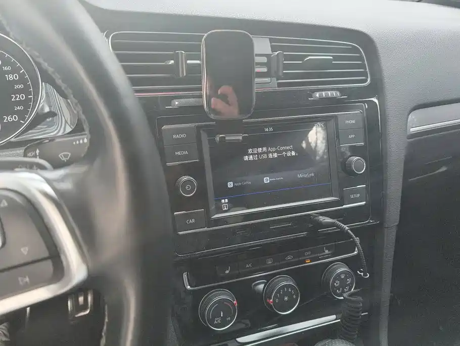 Volkswagen Golf — миниатюра 13