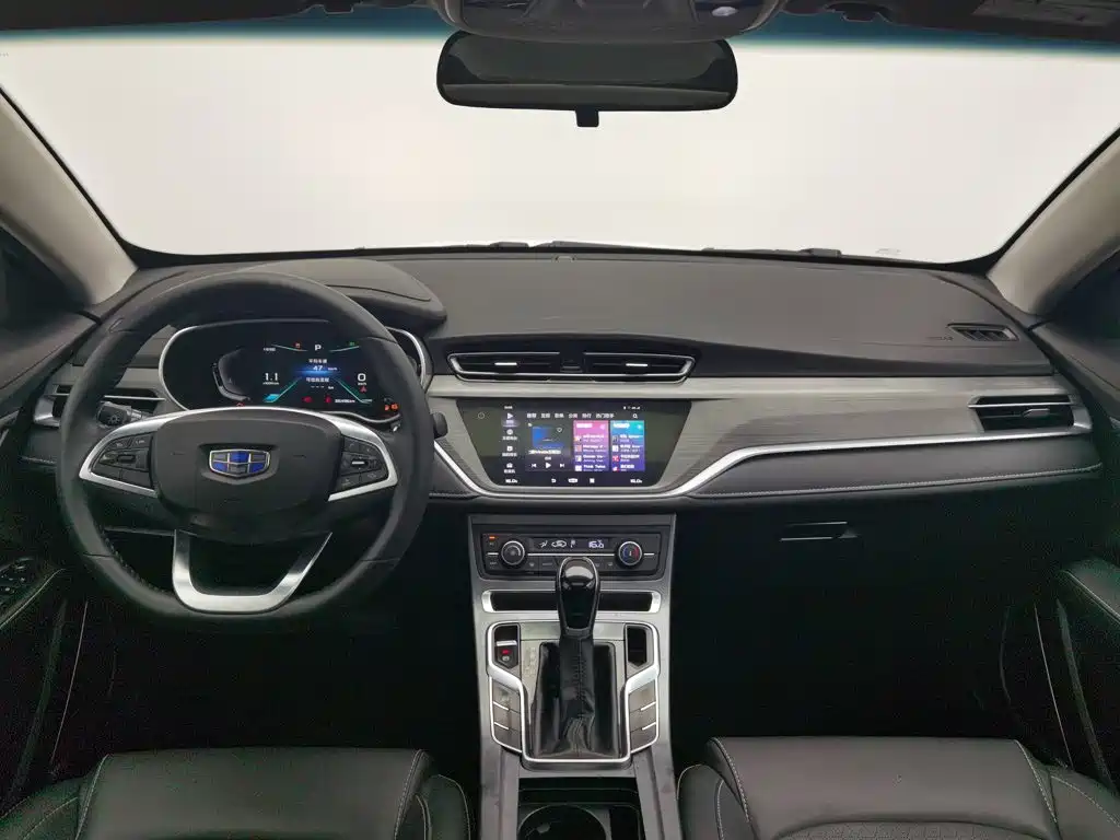 Geely Emgrand — миниатюра 5