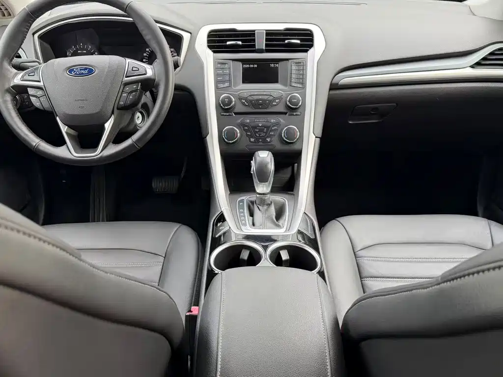 Ford Mondeo — миниатюра 4