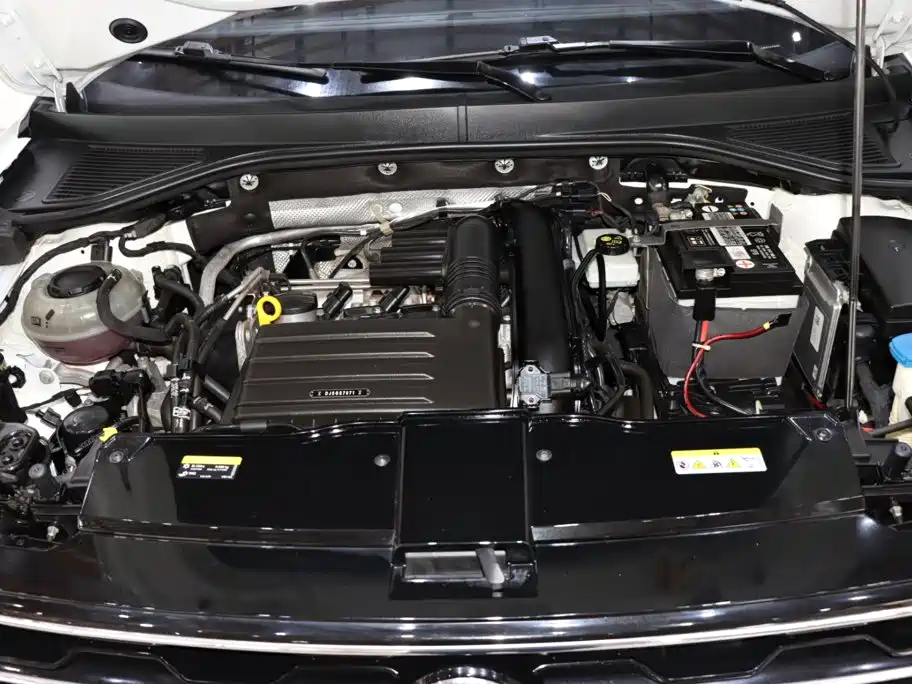Volkswagen T-Roc — миниатюра 19