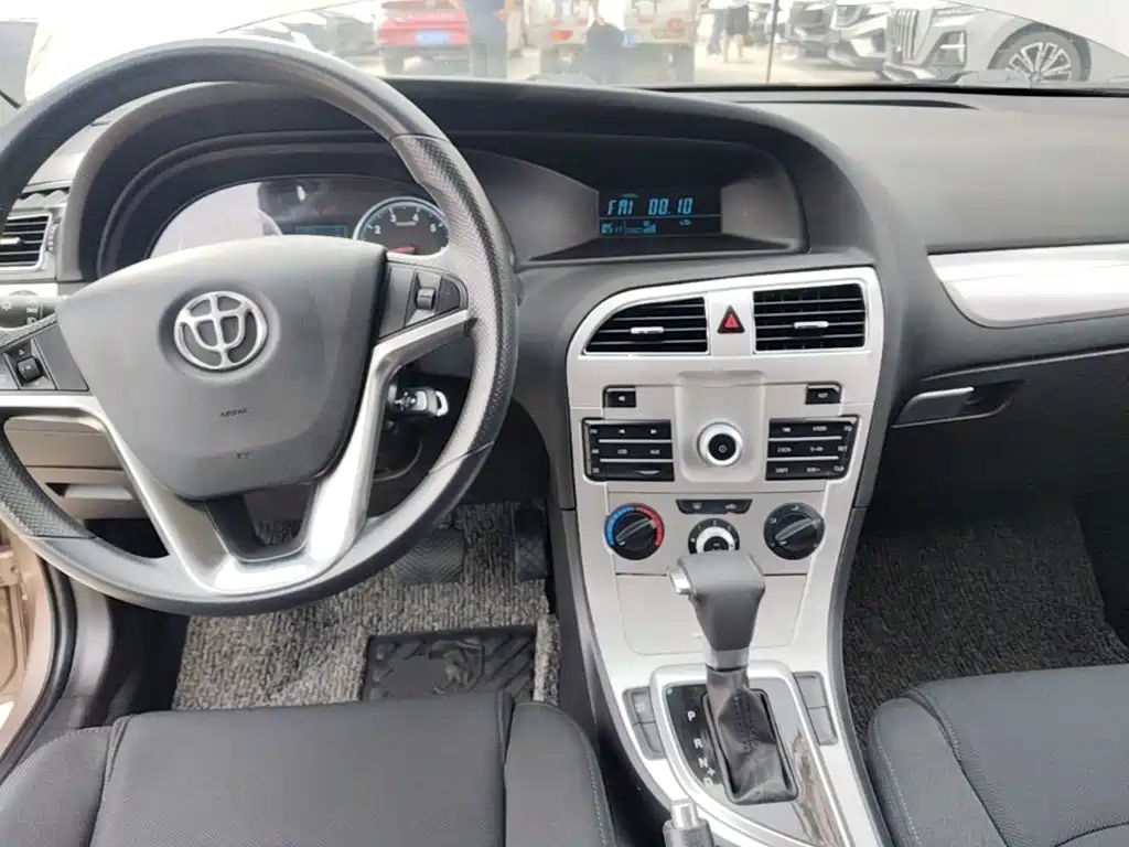 Zhonghua H530 — миниатюра 10