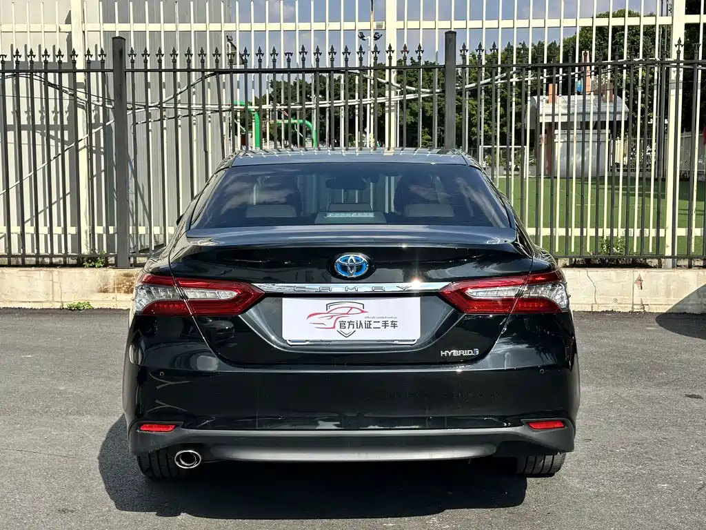 Toyota Camry — миниатюра 15
