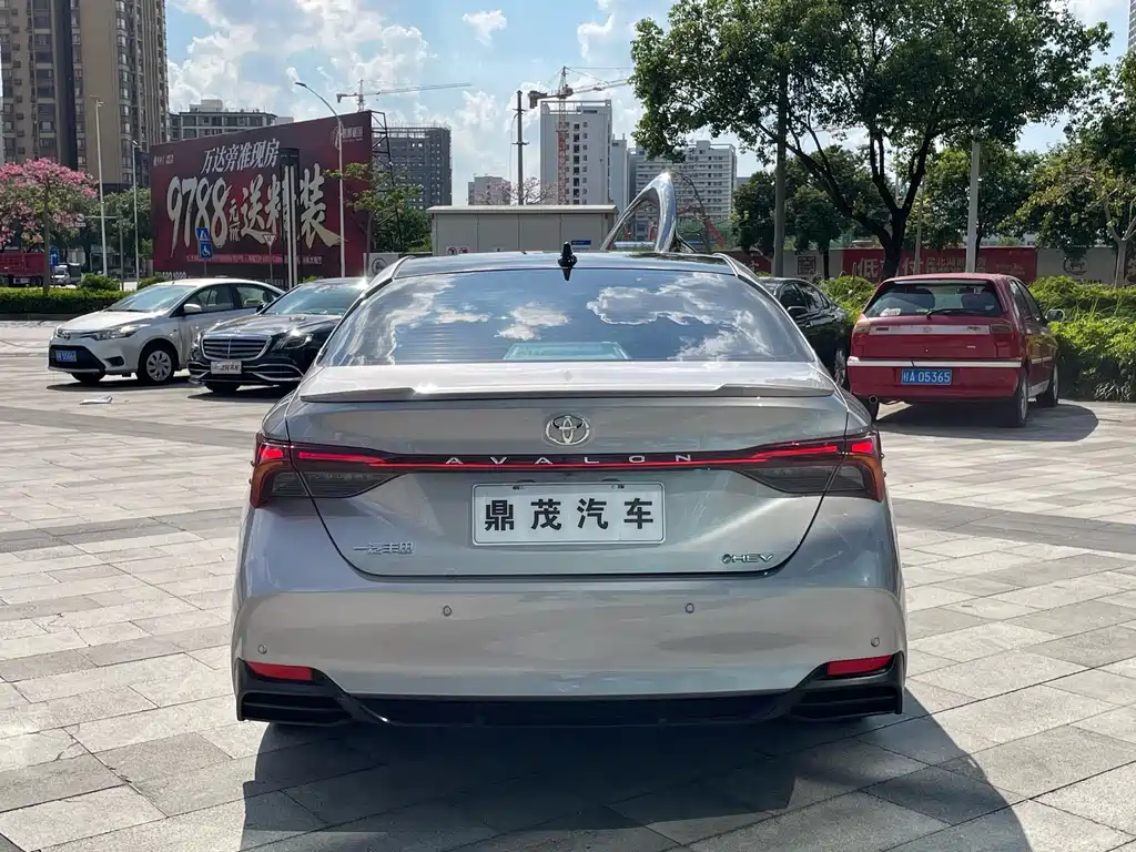Toyota Avalon — миниатюра 4