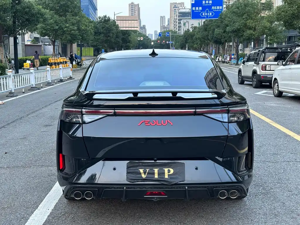 Aeolus Yixuan — миниатюра 8