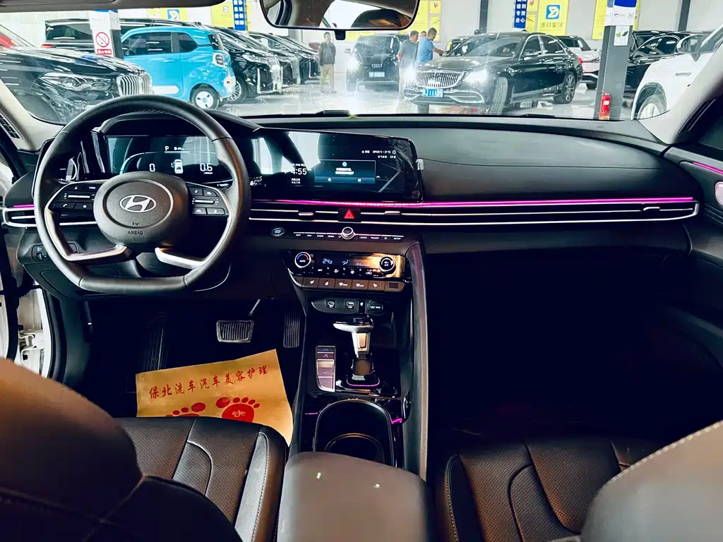 Hyundai Elantra — миниатюра 4