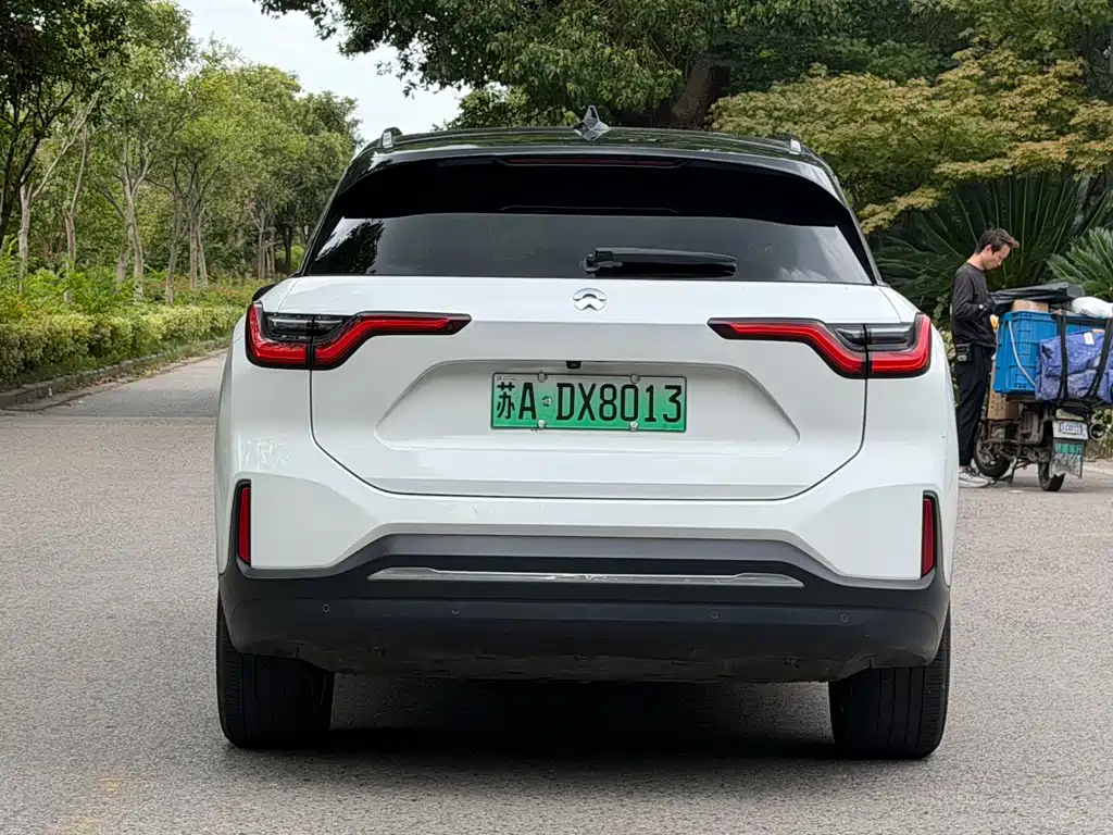 NIO ES6 — миниатюра 12