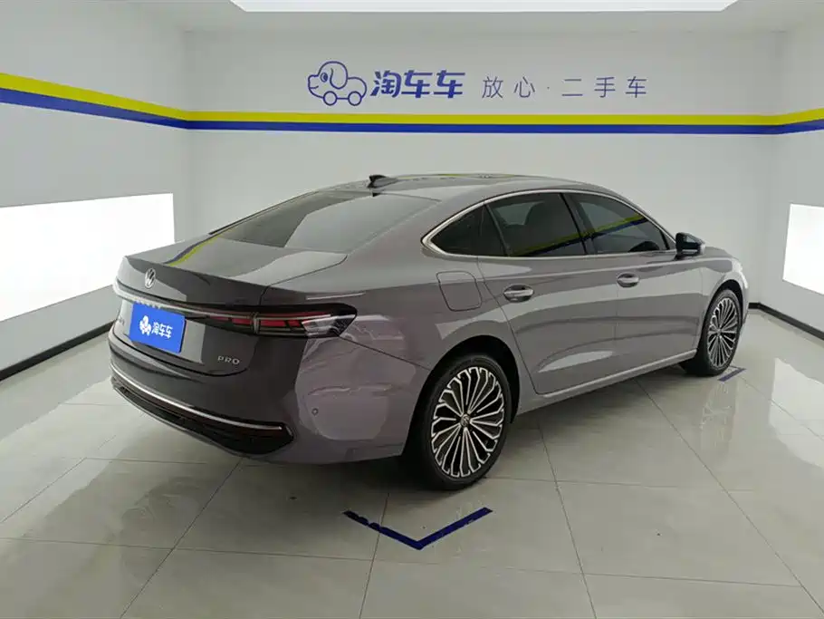 Volkswagen Passat 2025 Pro 380TSI