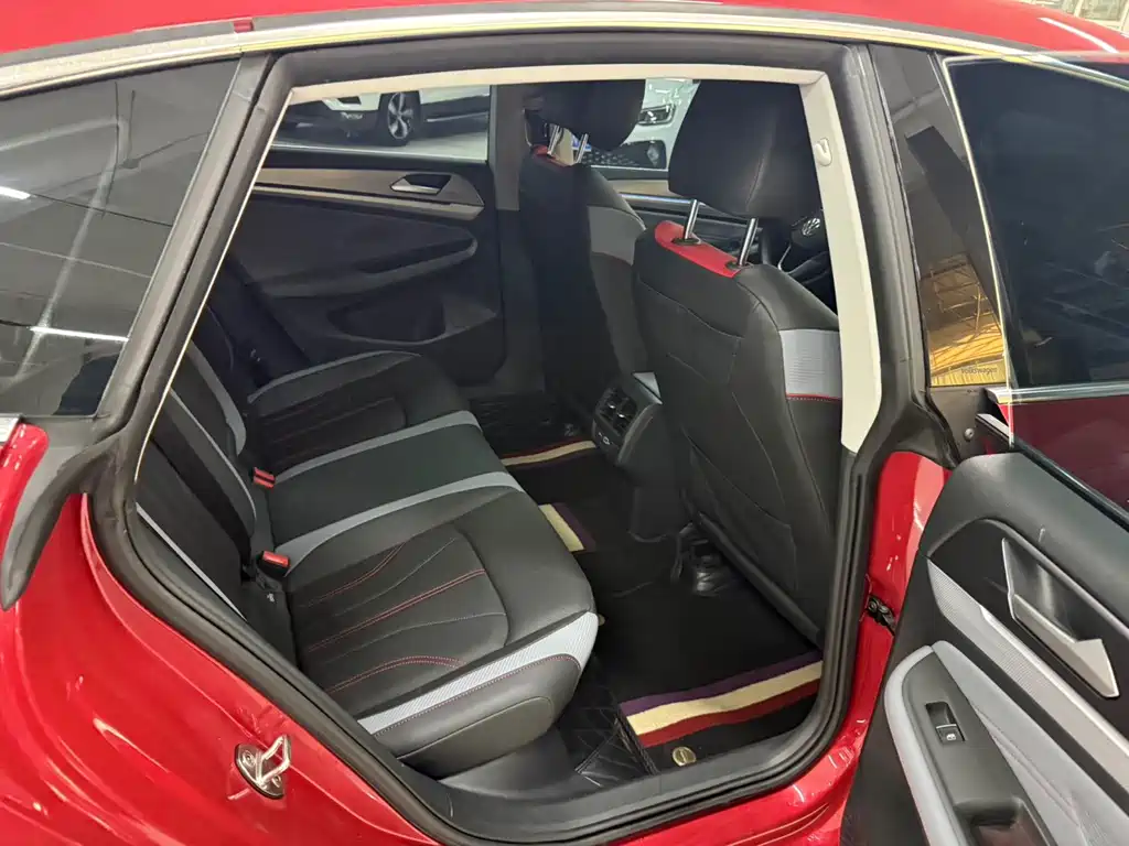 Volkswagen Lamando — миниатюра 16