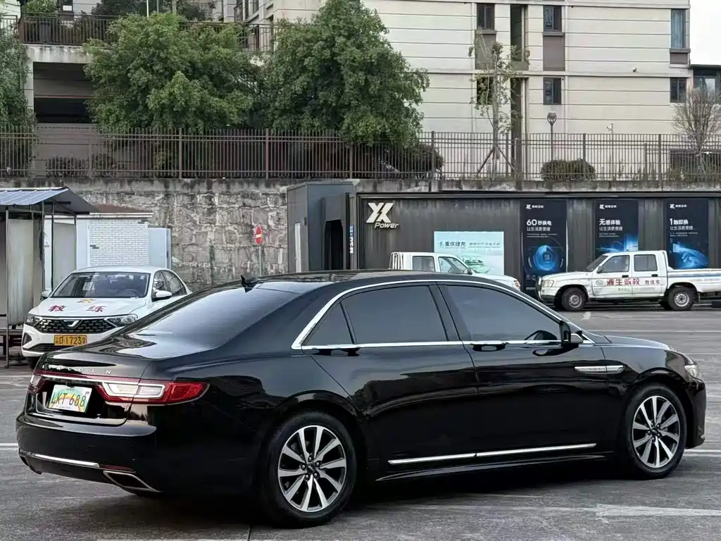Lincoln Continental — миниатюра 6