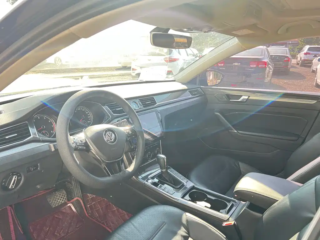 Volkswagen Passat — миниатюра 8