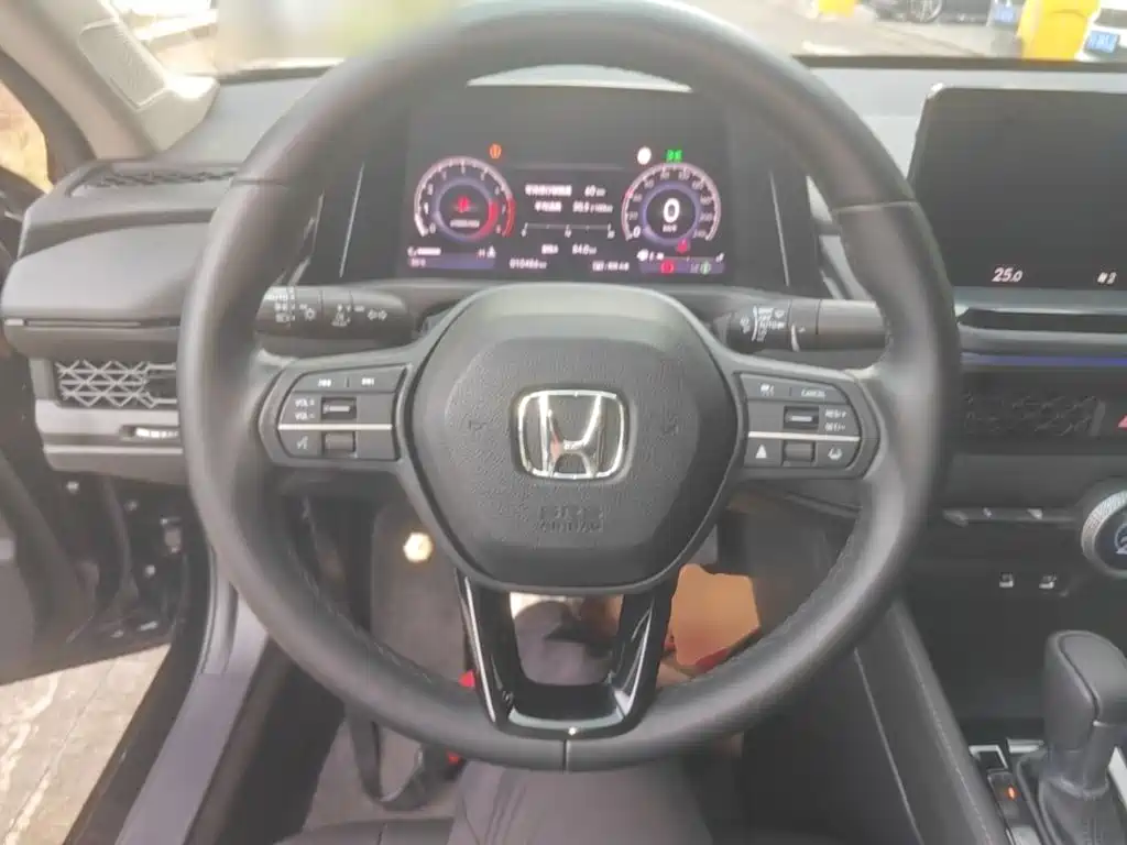 Honda Accord — миниатюра 11