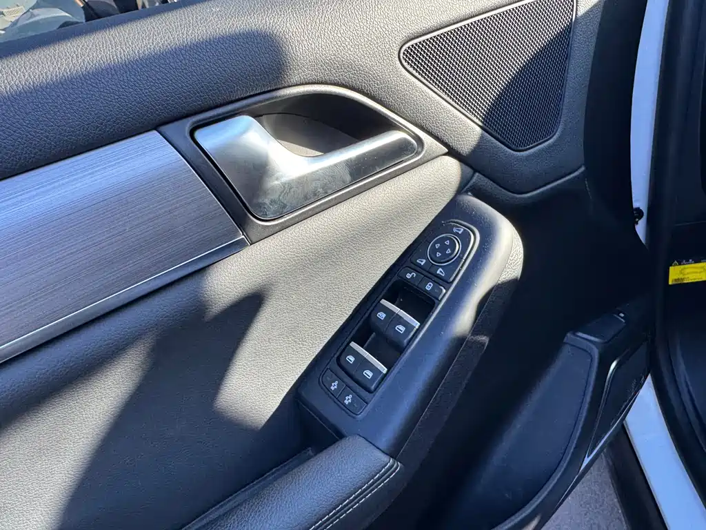 BYD Tang — миниатюра 4