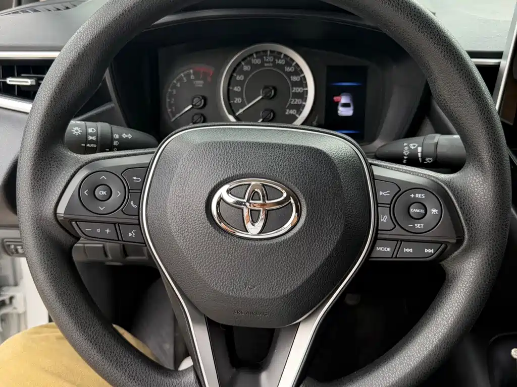 Toyota Corolla — миниатюра 7