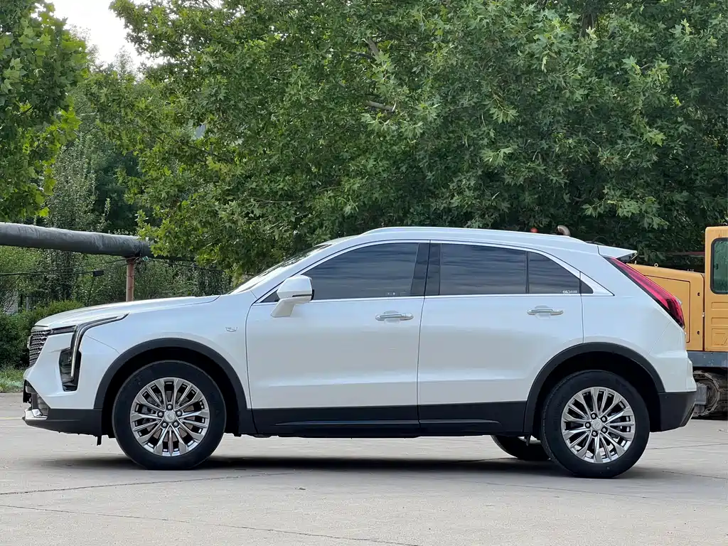 Cadillac XT4 — миниатюра 7