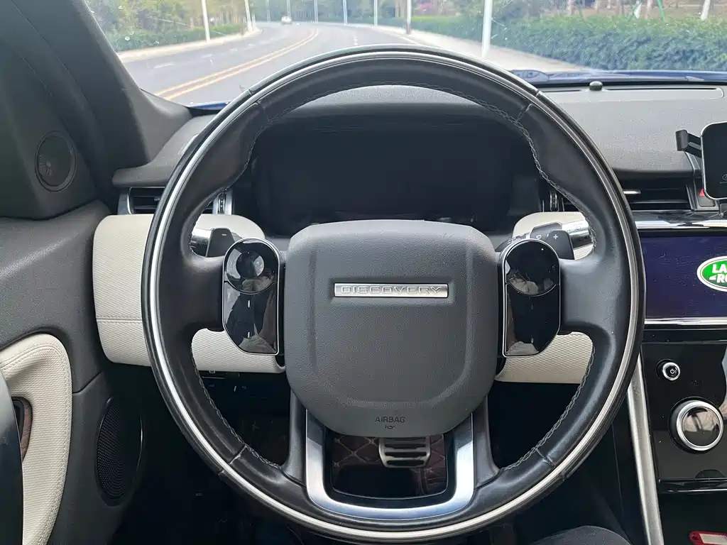 LAND ROVER DISCOVER SPORTS