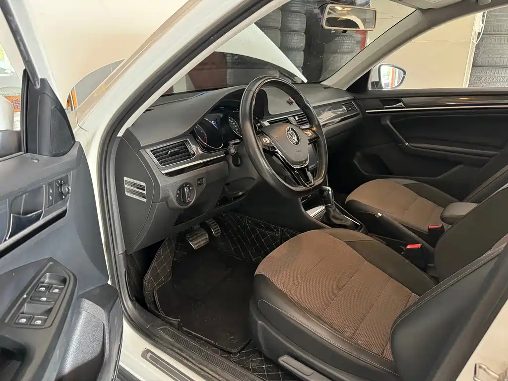 VOLKSWAGEN C TREK WEI COLLAR