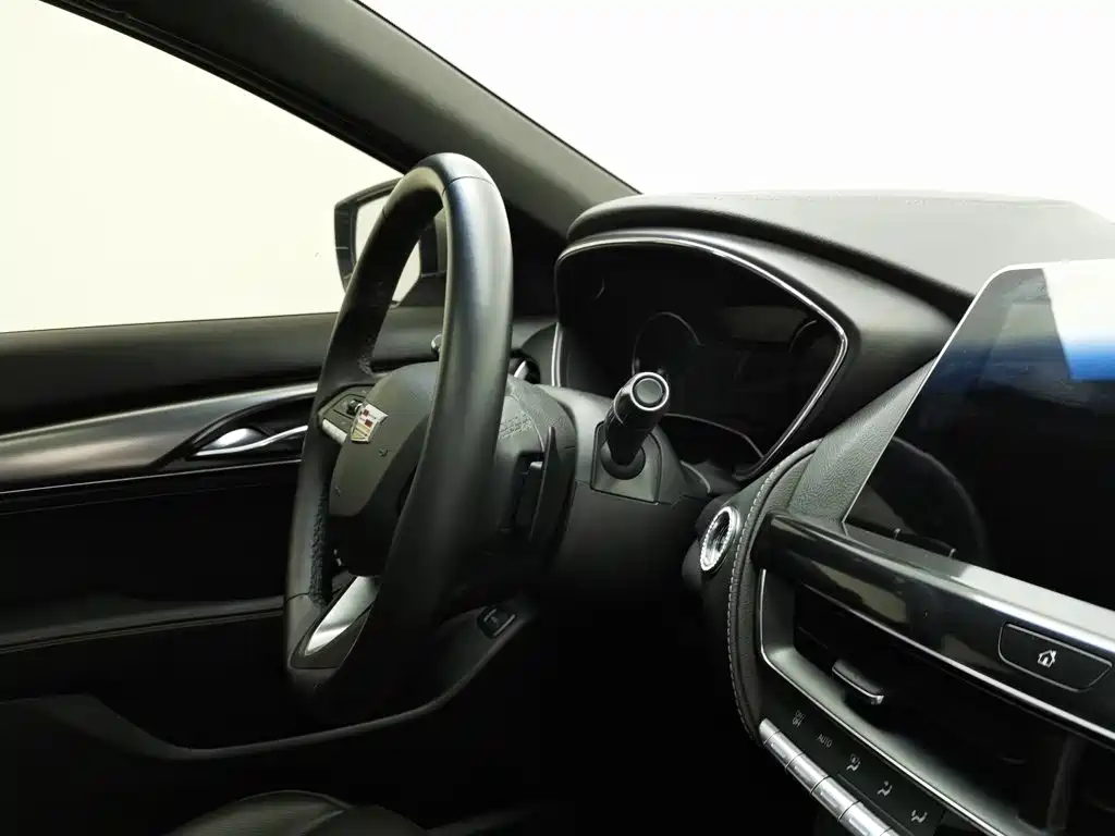 Cadillac CT5 2022 — фото 22