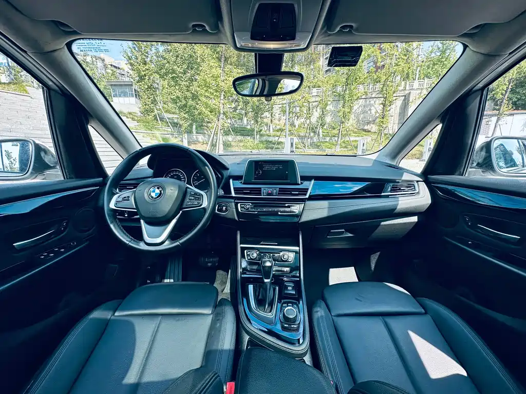 BMW 2 Series Active Tourer (Import) — миниатюра 12