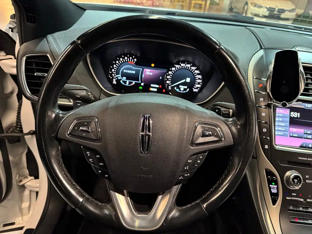 Lincoln MKX — миниатюра 10