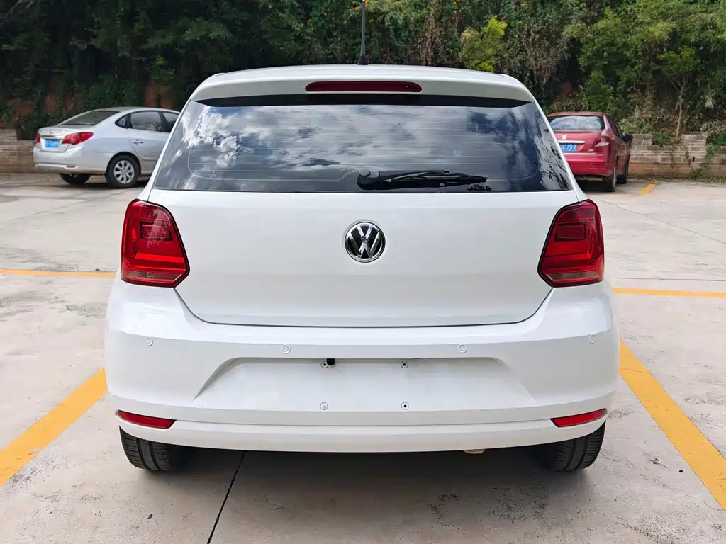 Volkswagen Polo — миниатюра 6