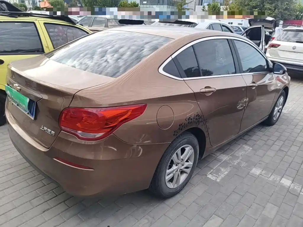 Chevrolet Cavalier — миниатюра 7