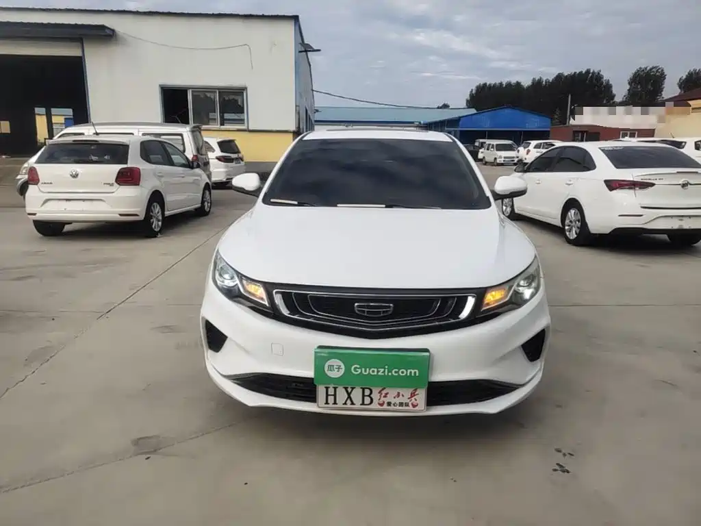Geely Emgrand GL — миниатюра 3