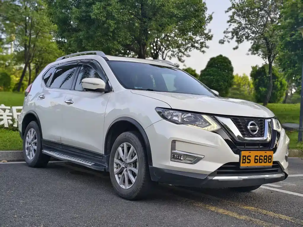 Nissan X-Trail — миниатюра 3
