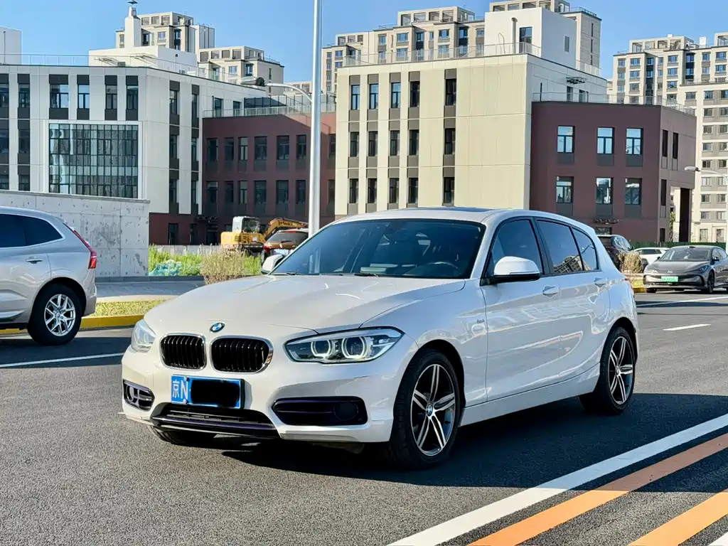 BMW 1 Series (Import) 2017
