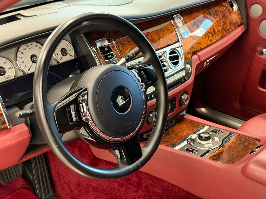 Rolls-Royce Ghost — миниатюра 4