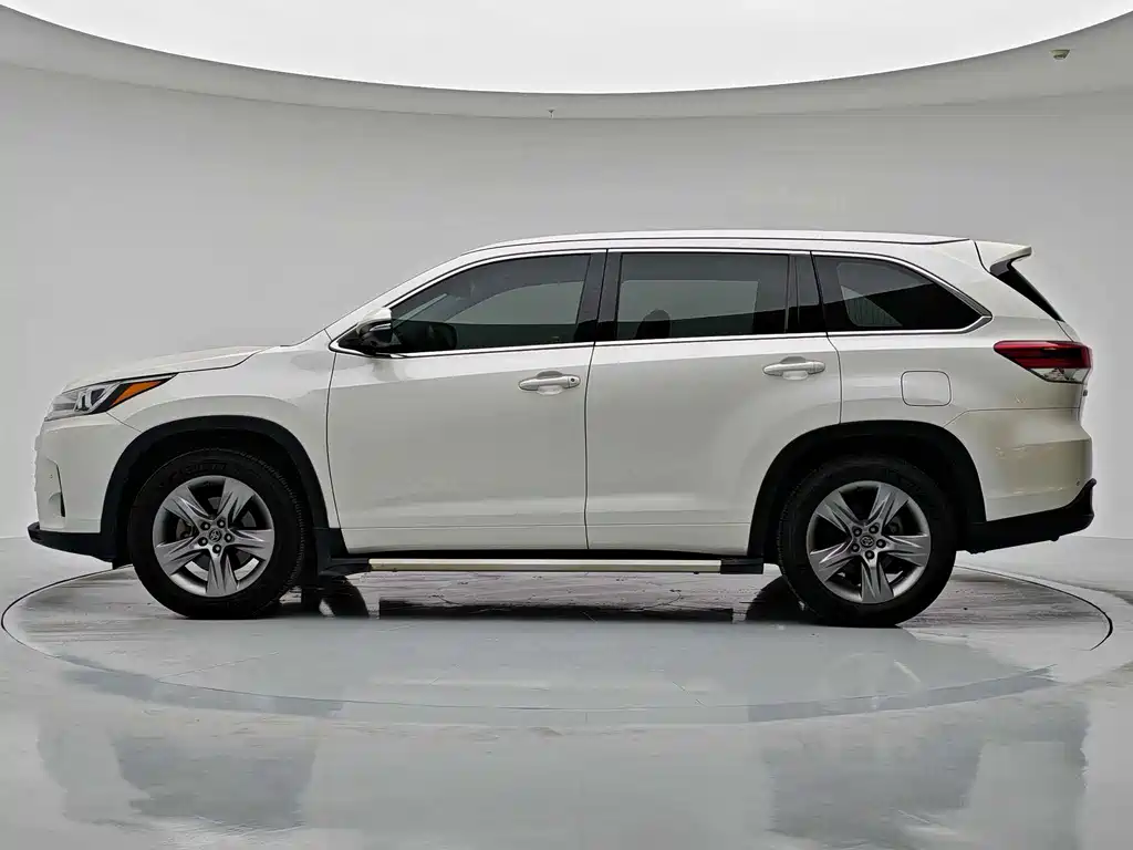 Toyota Highlander — миниатюра 7