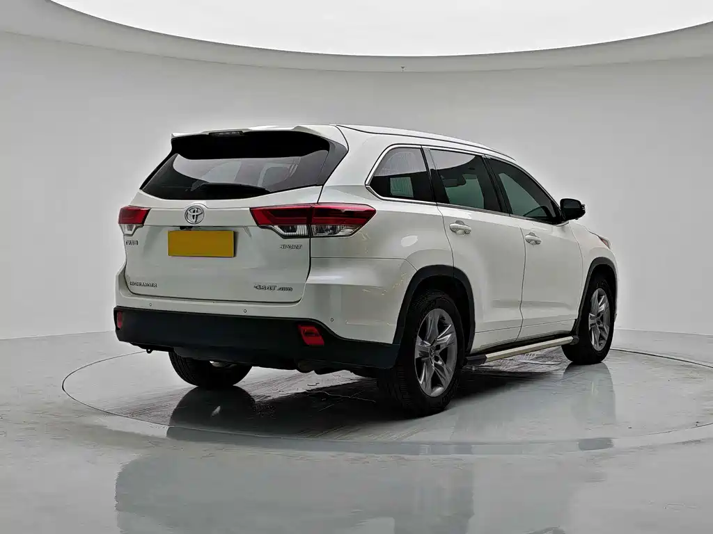 Toyota Highlander — миниатюра 6