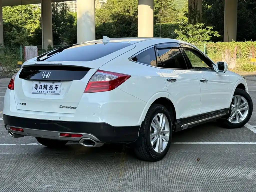 Honda Crosstour — миниатюра 8