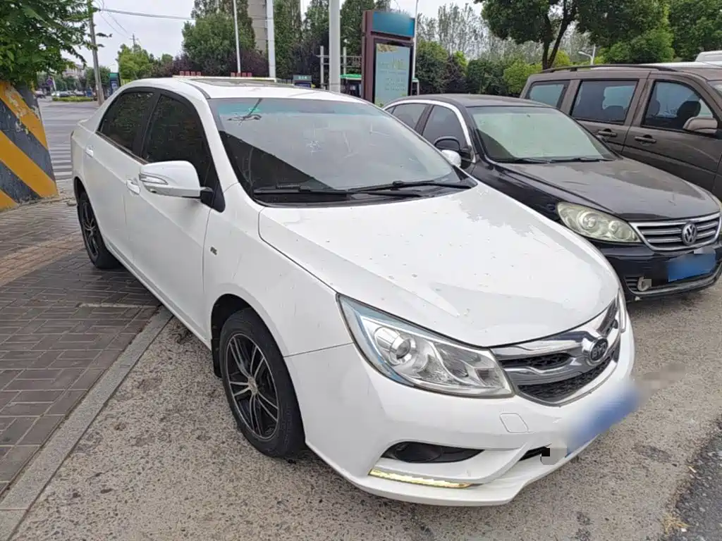 BYD Surui — миниатюра 4