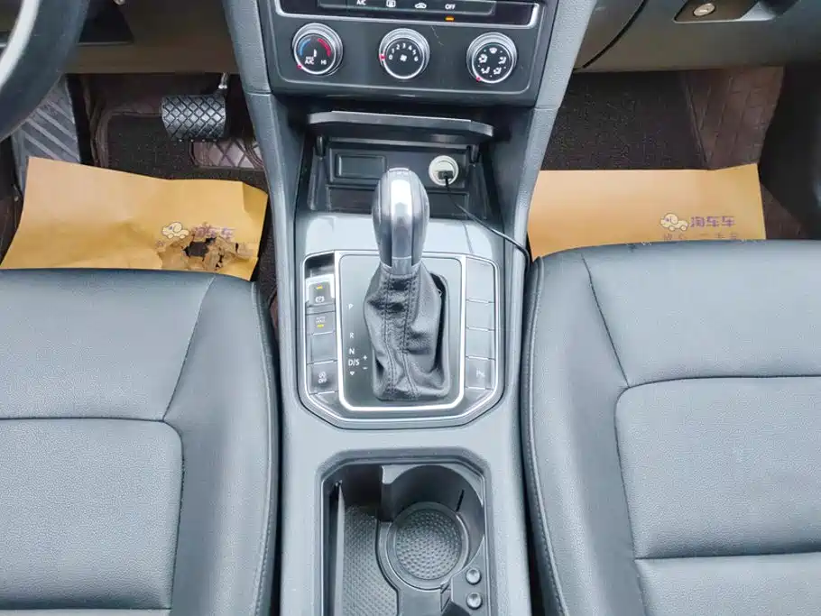 Volkswagen Golf Sportsvan — миниатюра 16