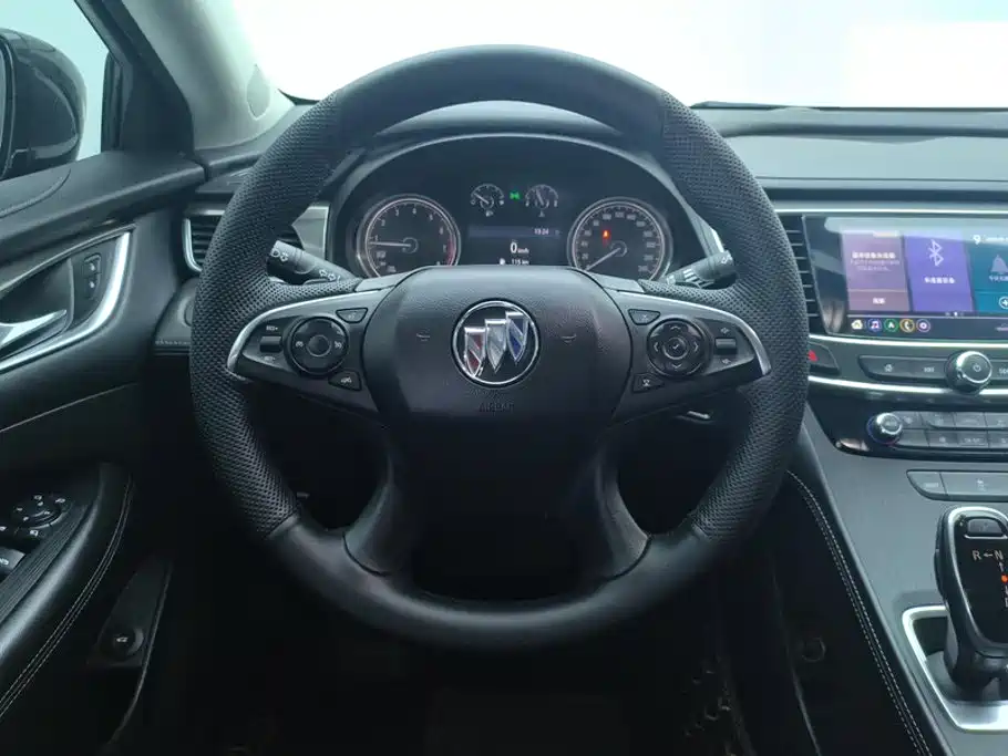Buick LaCrosse — миниатюра 15