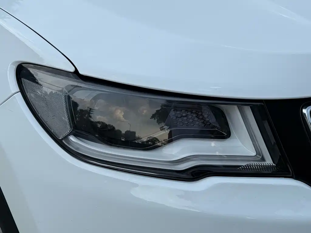 Jeep Compass — миниатюра 19