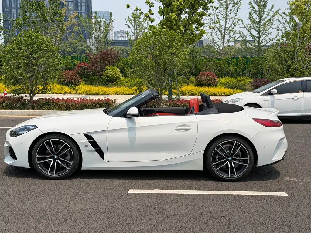 BMW Z4 — миниатюра 8