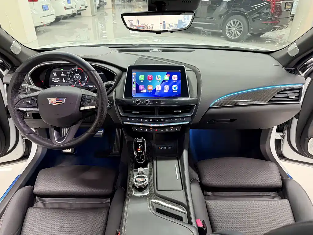 Cadillac CT5 — миниатюра 10
