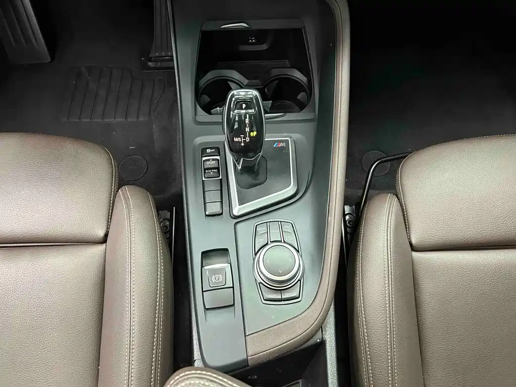 BMW X1 2022 — фото 11