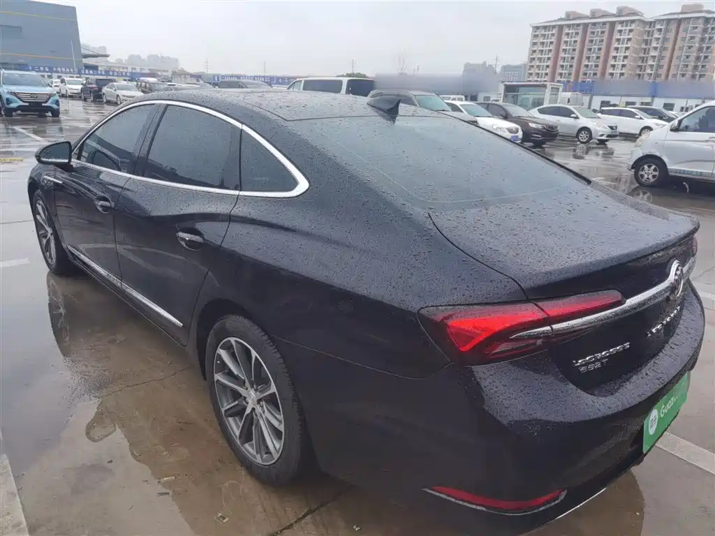 Buick LaCrosse 2022 652T Luxury